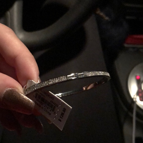 Michael Kors Bracelet - Picture 4 of 4